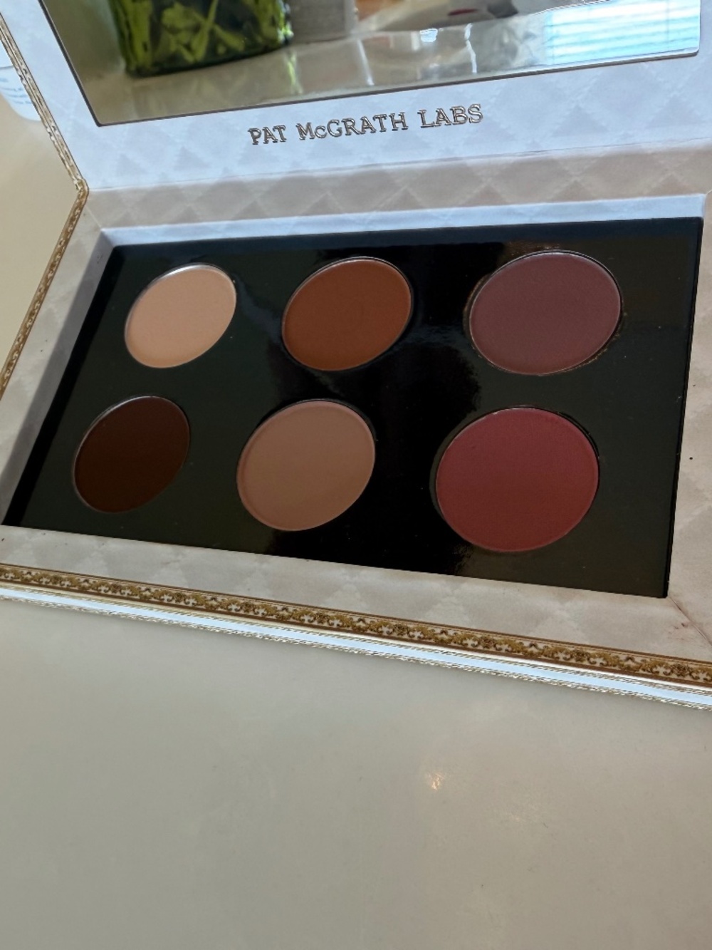 PAT MCGRATH LABS Mthrshp: Velvet Liaison Eye Shadow Palette - NEW - Picture 4 of 6